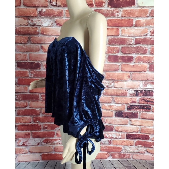 Do+Be Off Shoulder Blue Velvet Blouse Large - Picture 3 of 6